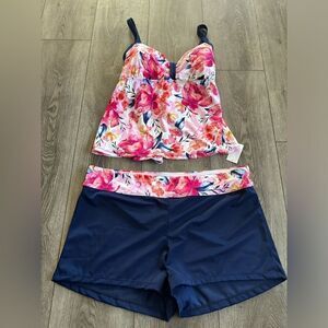 South point woman’s 2 pc floral bathing suit